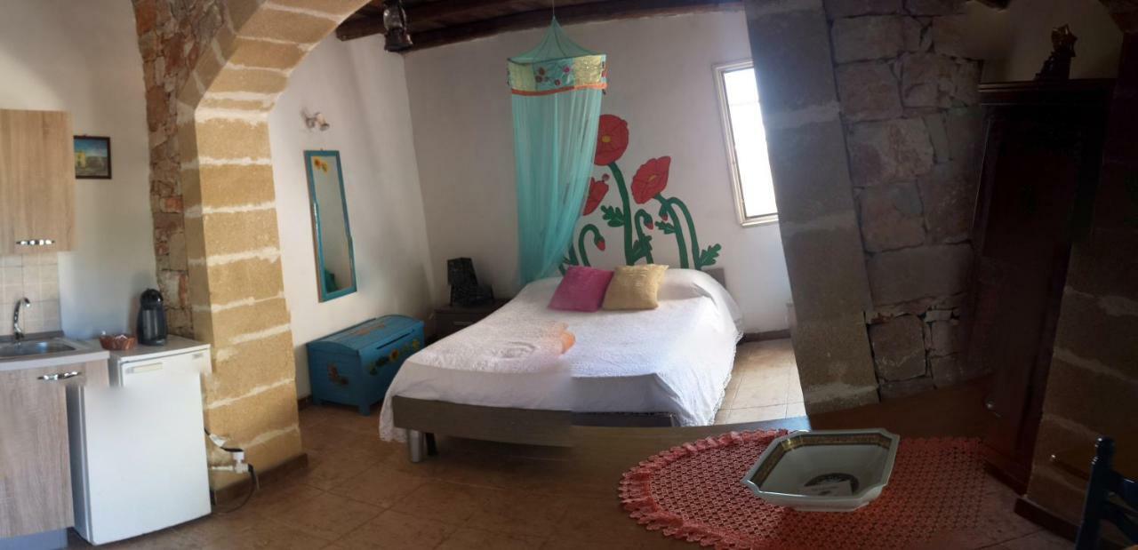 레우카 Specchiulla B&B 외부 사진